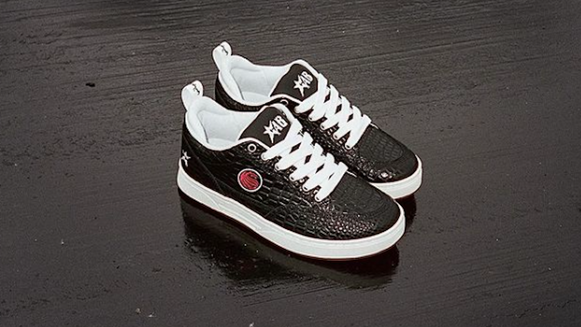 Now Available: Vans x Carpet Company Old Skool 36+ and Apparel