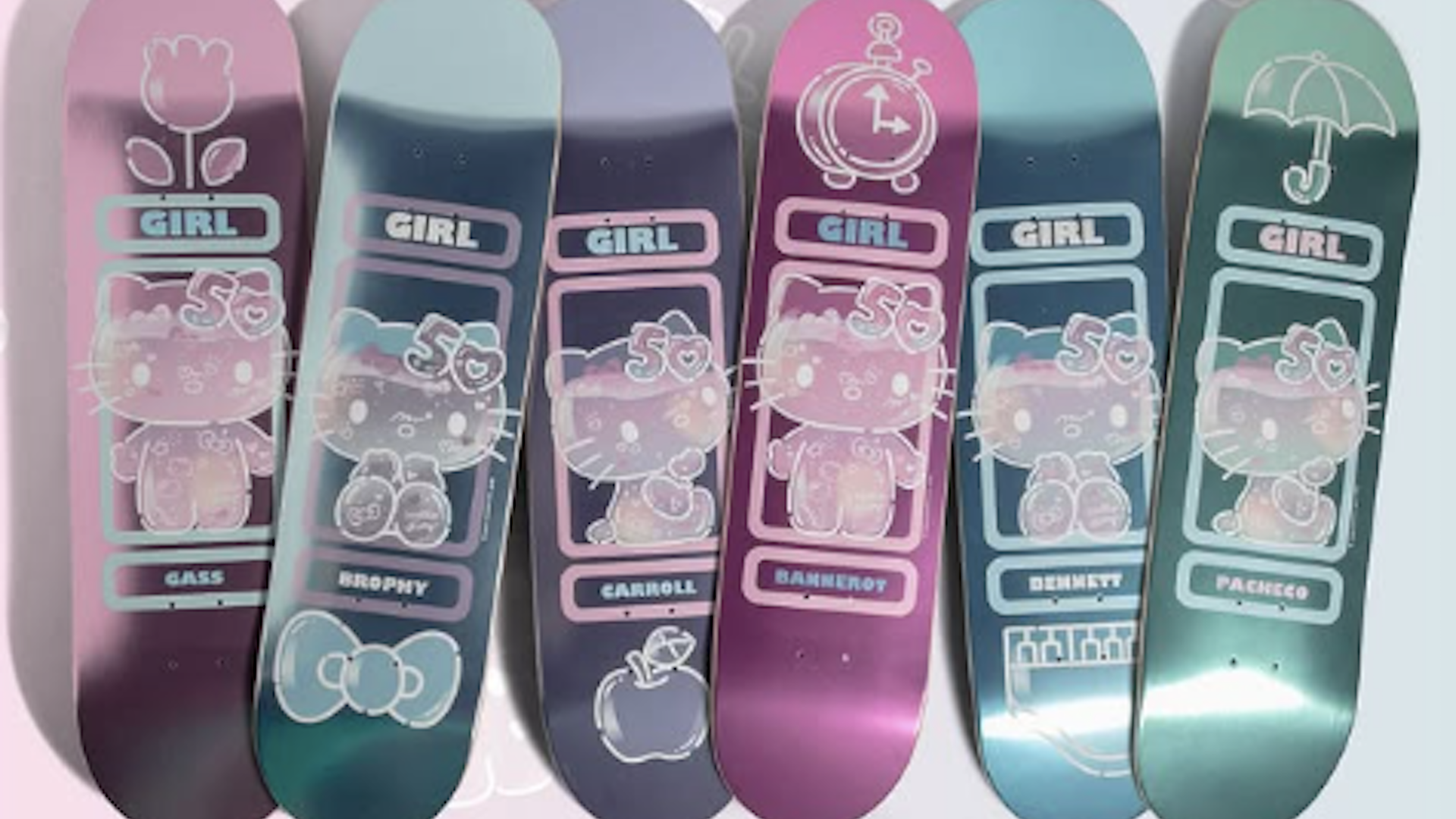 新品・未使用 GIRL SKATEBOARDS ハローキティコラボパーカー