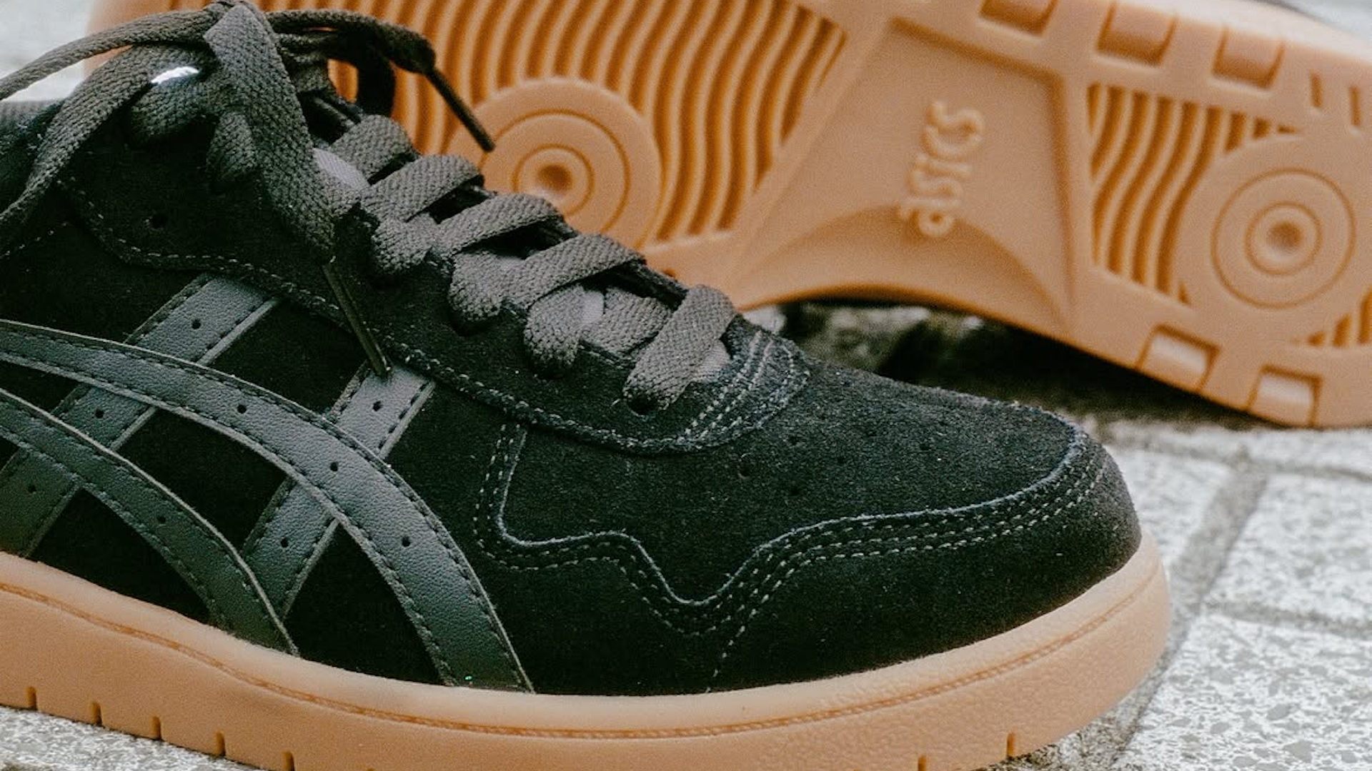 Asics Skateboarding Drops Tasteful New Black/Reddish Brown Gel