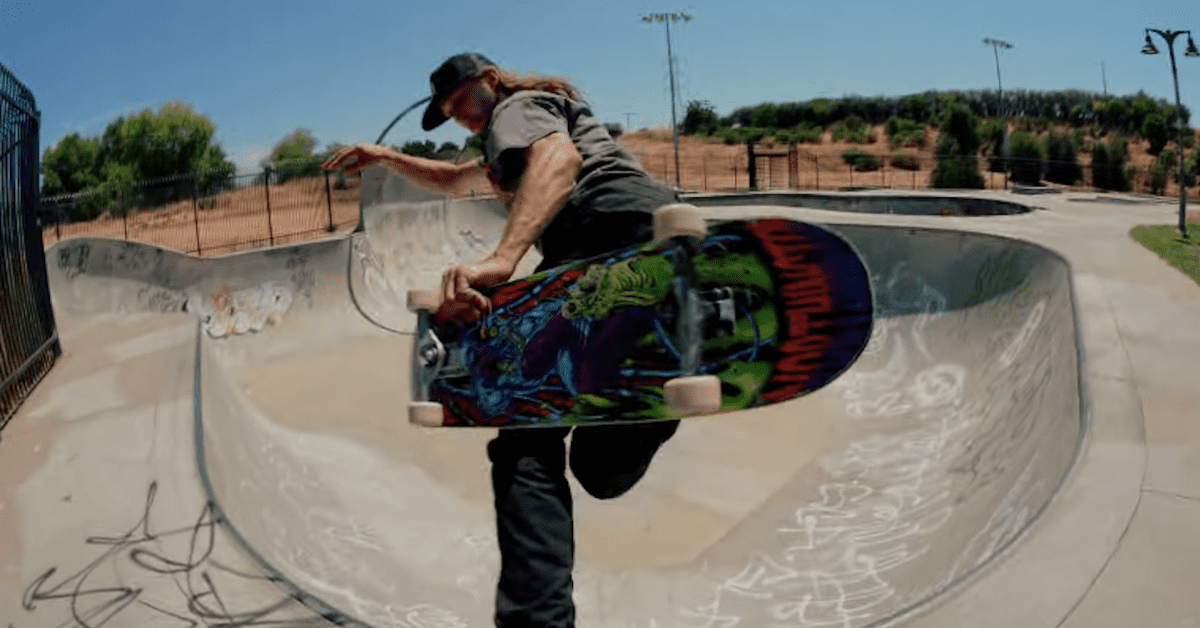 Watch John Worthington Demonstrates the Durability of Creature's 'VX