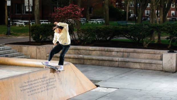 Transworld hotsell skateboarding hoodie