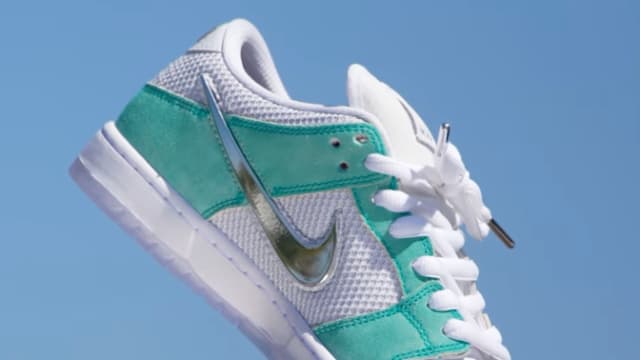 2024最新のスタイル April x SB Nike The Skateboards here is video Dunk 靴
