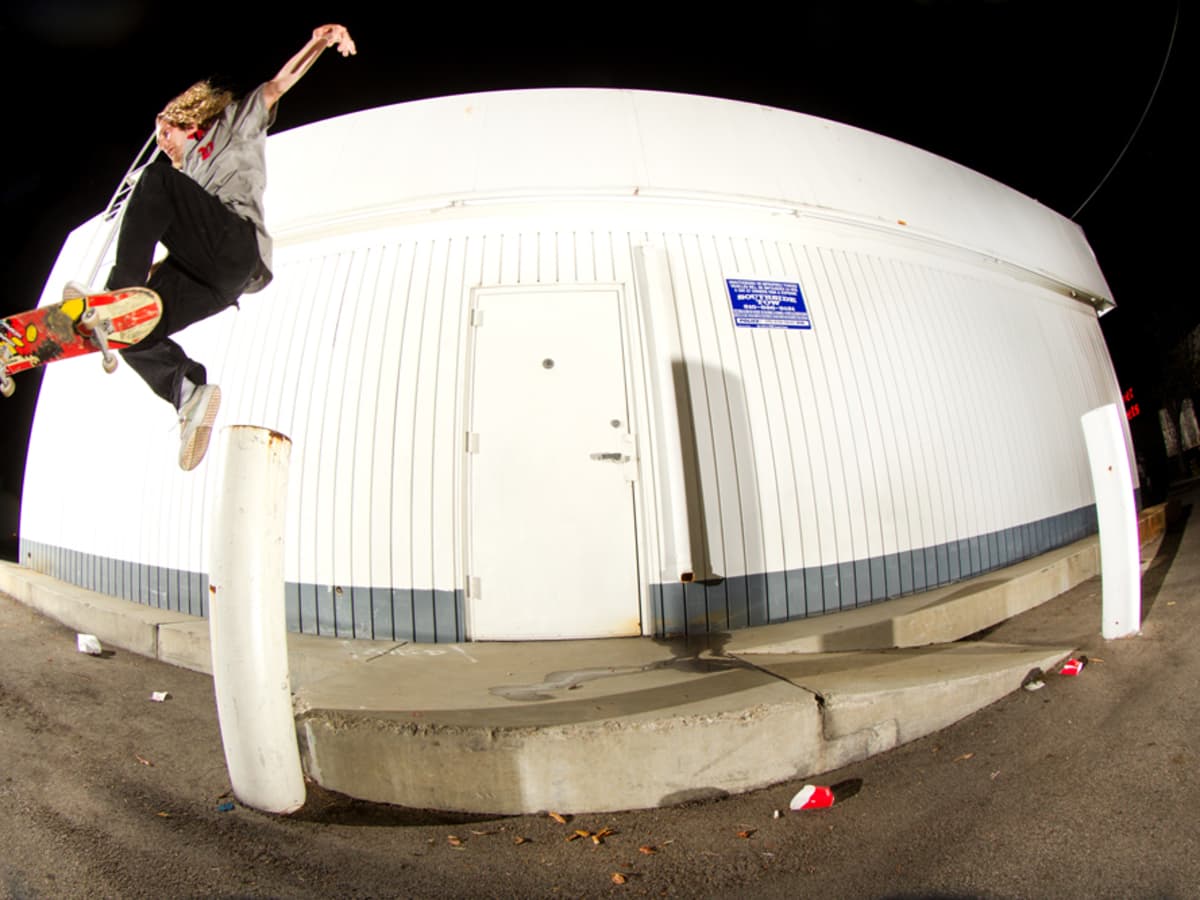 Vans old skool hot sale pro daniel lutheran