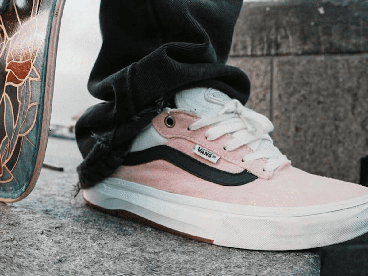 VANS Kyle Walker Pro スケートシューズ Same Look, Refined Tech—Vans Teases Kyle Walker's Updated