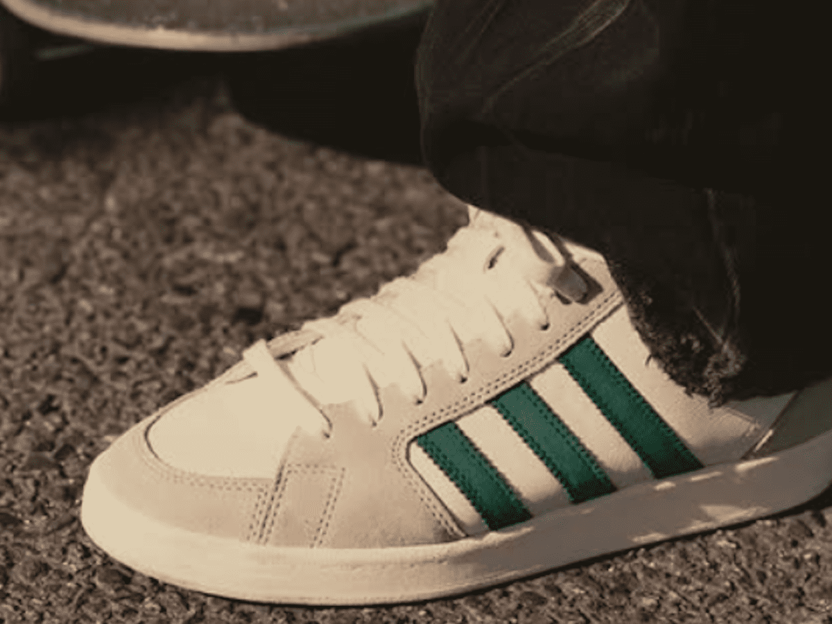Vintage 1995 Adidas Skateboard Shoes Grunge 79297 Tan/Navy