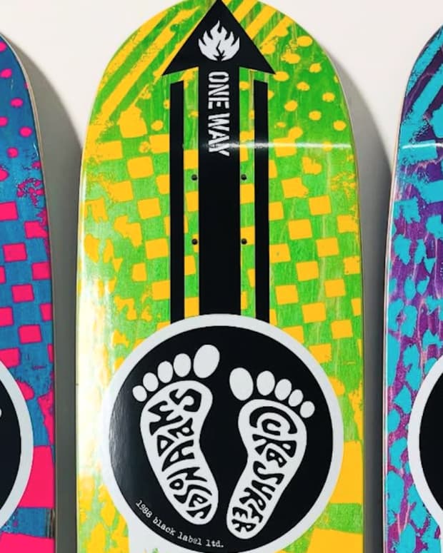 スケートボード Black label Jake Reuter 9.0 egg shape 1023-BL-Jakereuter-Eyeball-