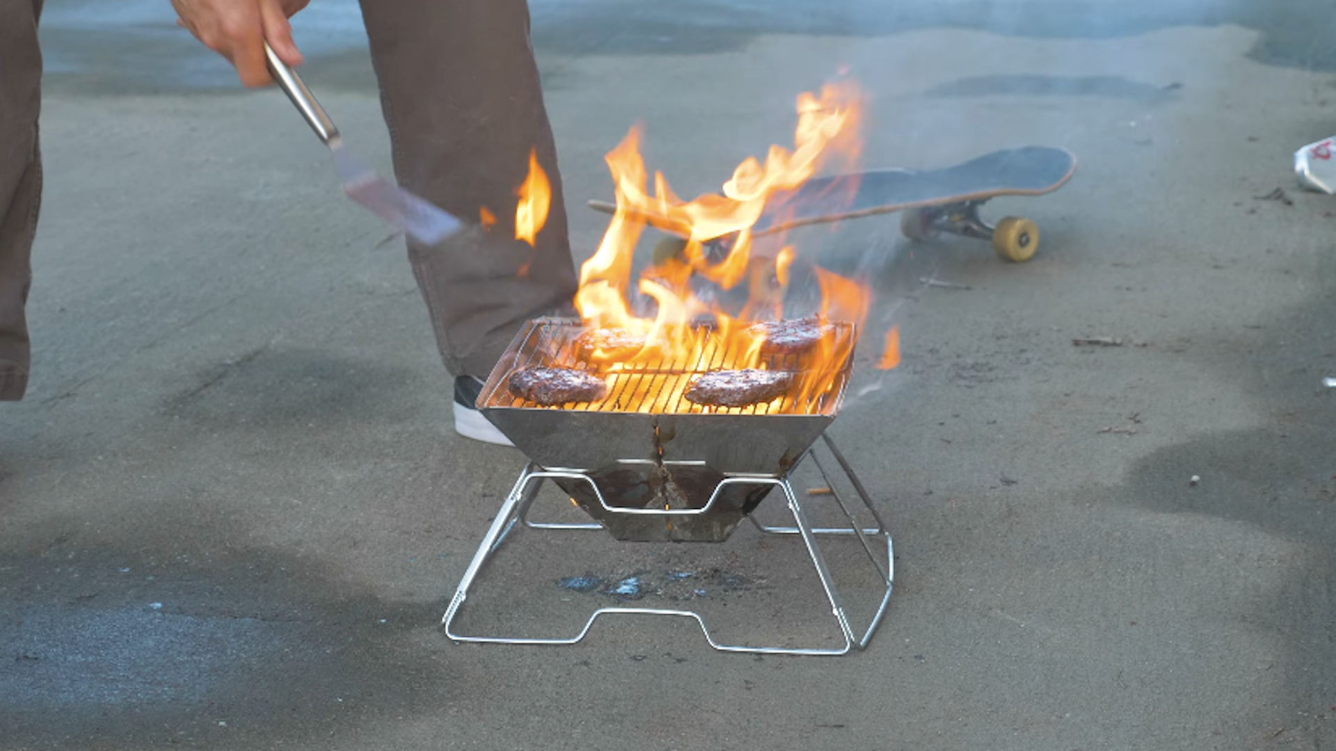 INDEPENDENT BTG SUMMIT PORTABLE BBQ SET 【公式通販】
