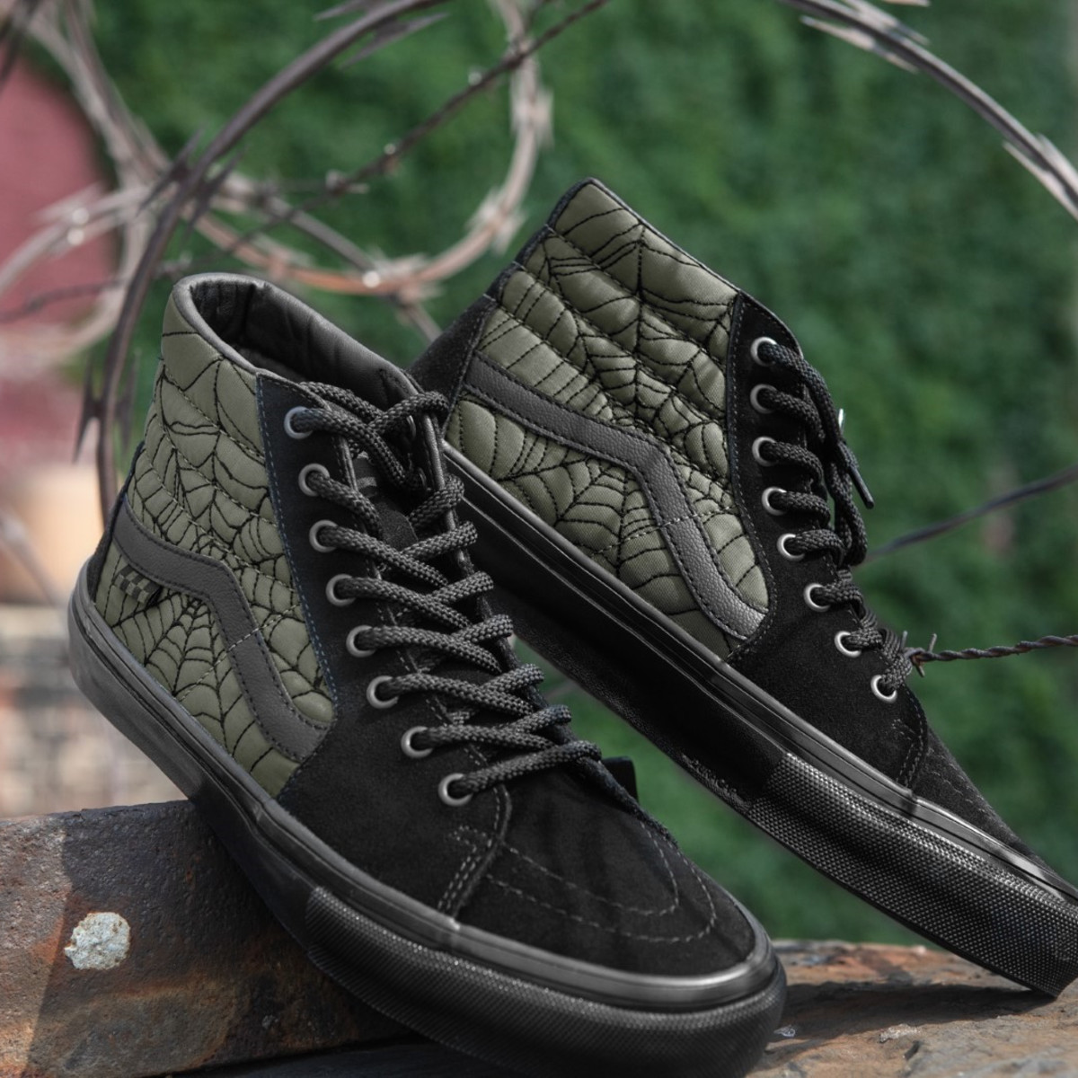 VANS★SKATE SK8-HI★兼用★SPLATTER GREEN/BLACK Skate Sk8-Hi Shoe in Grape Leaf Green / Gum | Vans