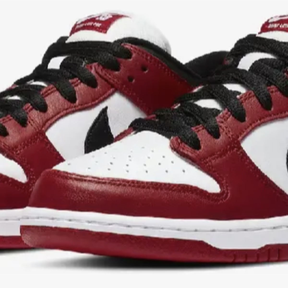 スケートボード Nike SB Dunk Low Pro Chicago SB Dunk Low Pro 'Chicago' Release Date. Nike SNKRS