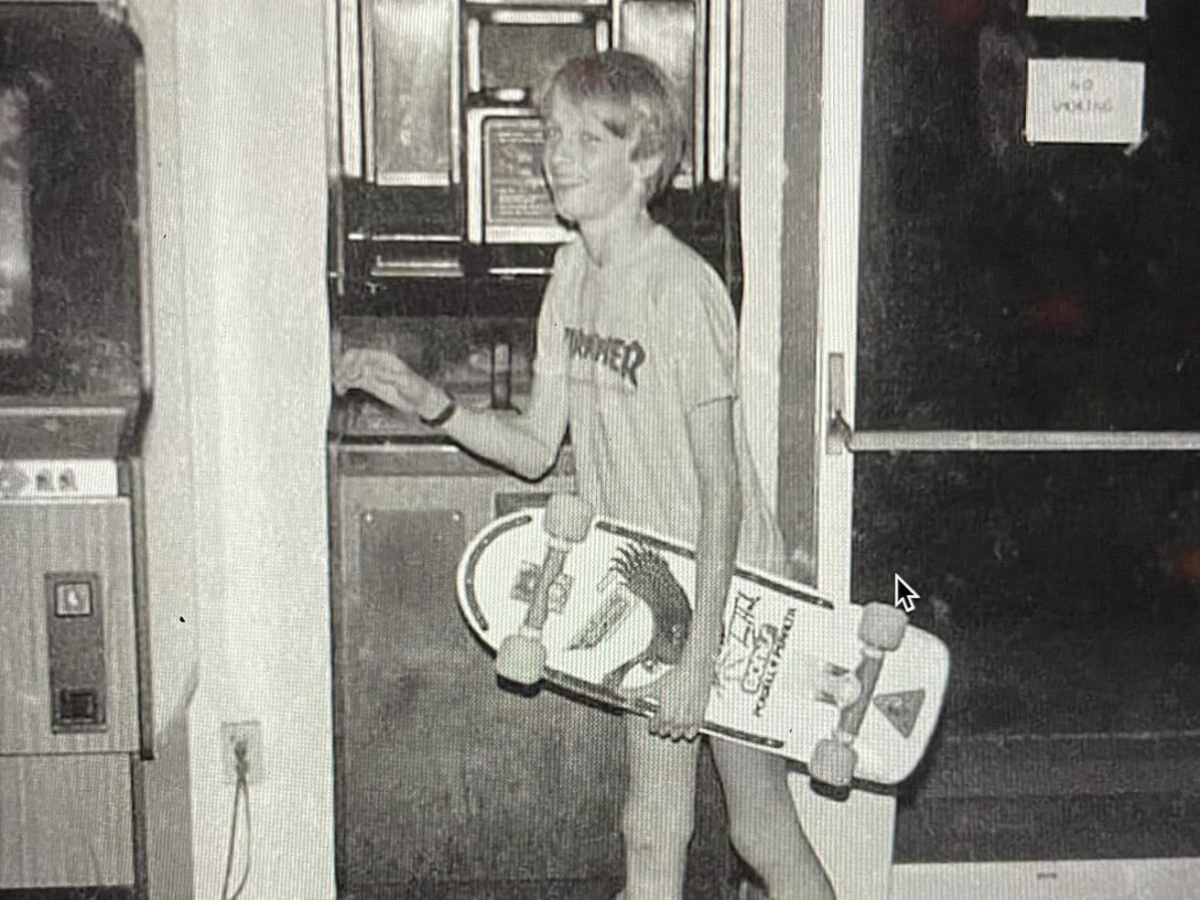 Check Out This Og Photo of Tony Hawk Holding the Most Notable