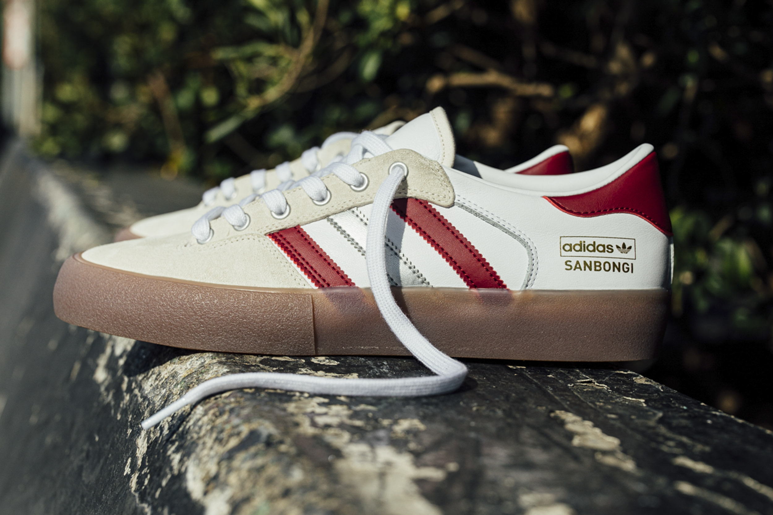 adidas Matchbreak Super by Shin Sanbongi - Skateboarding