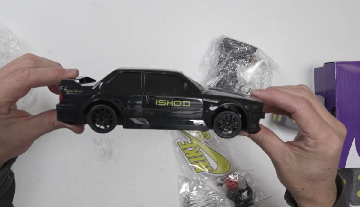 Nike SB FNF Box | Airmax Ishod Neon Yellow