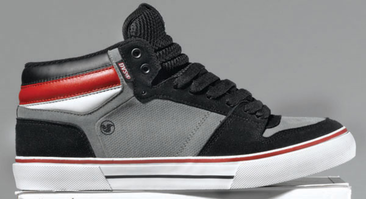 Daewon Song, DVS, Guru Khalsa, Huf, Keith Hufnagel, Kenny Daewon Song, DVS, Guru Khalsa, Huf, Keith Hufnagel, Kenny