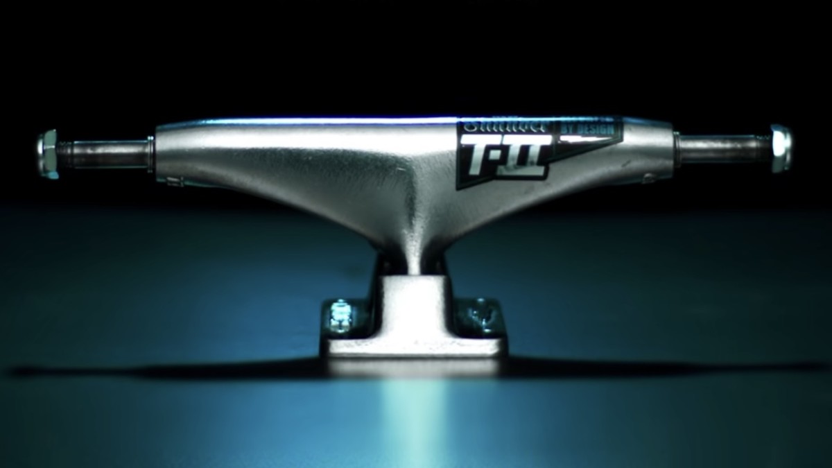 【メール便無料】 the Dropped Just Thunder Brand Wheel Trucks—Less T-II New スケートボード