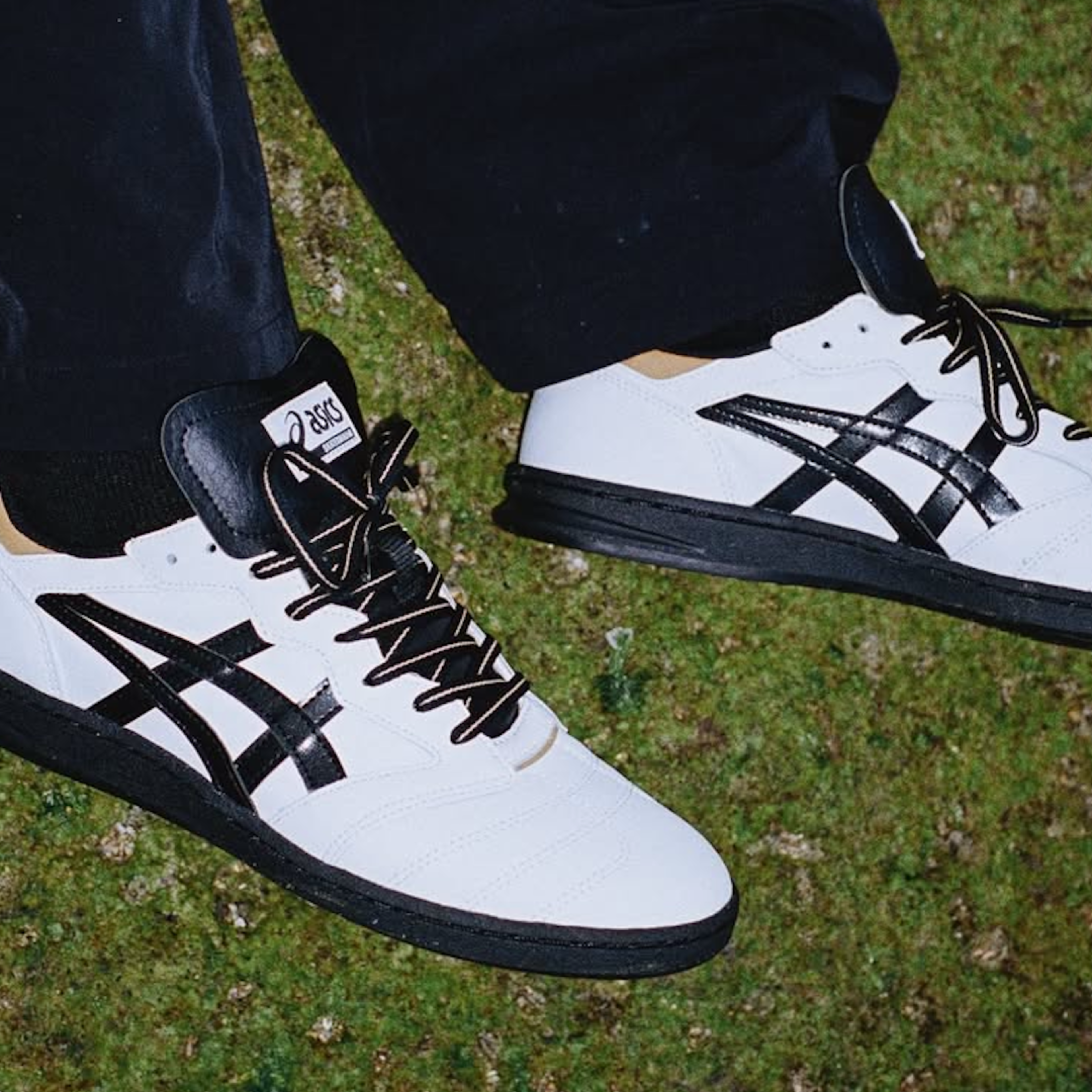 Asics Skateboarding Keeps It Timeless With the New White/Black Leggerezza FB