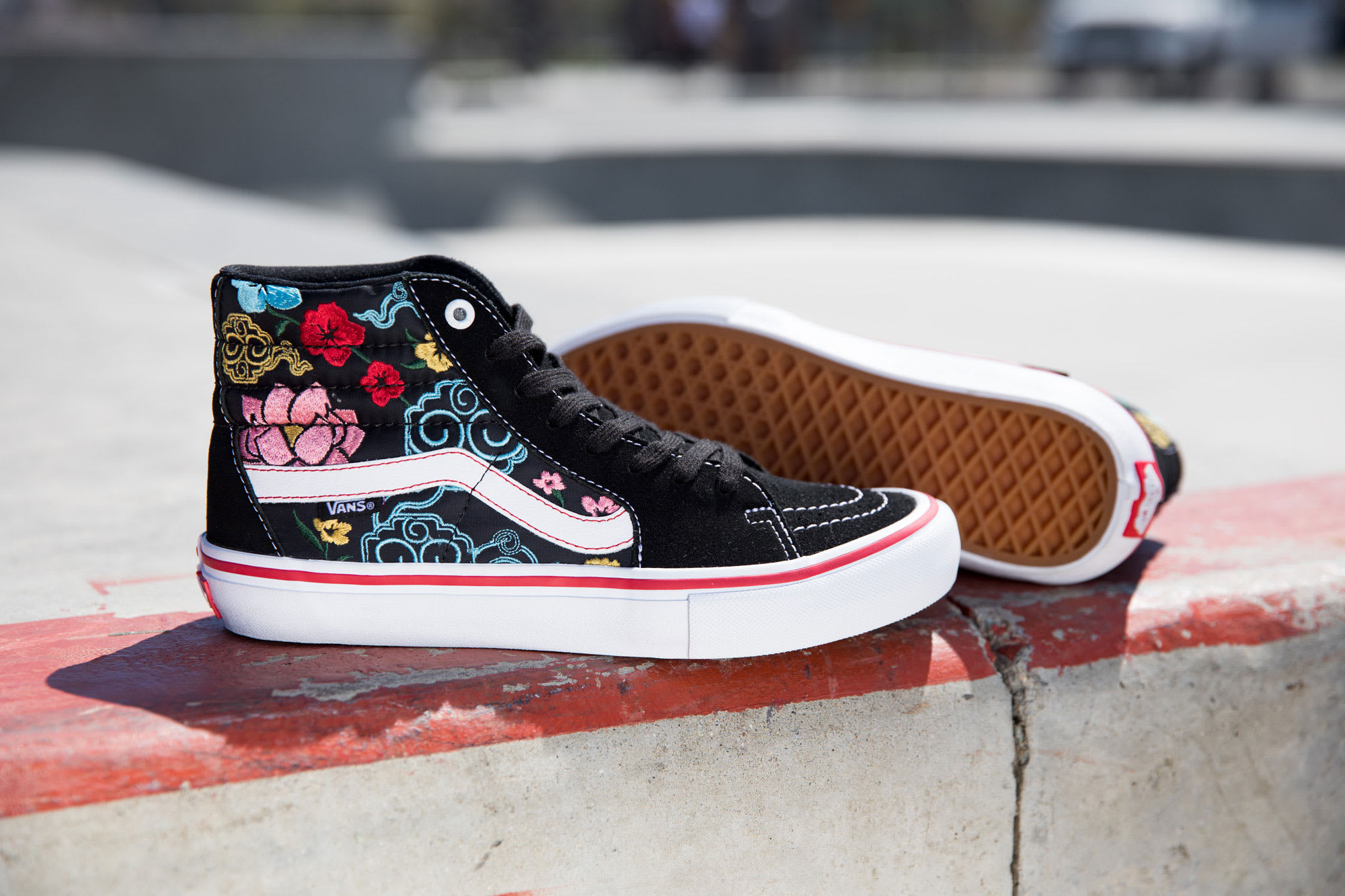 VANS SK8-HI PRO LIZZIE ARMANTO　(箱付き) VANS SK8-HI PRO LIZZIE ARMANTO (箱付き) - メルカリ
