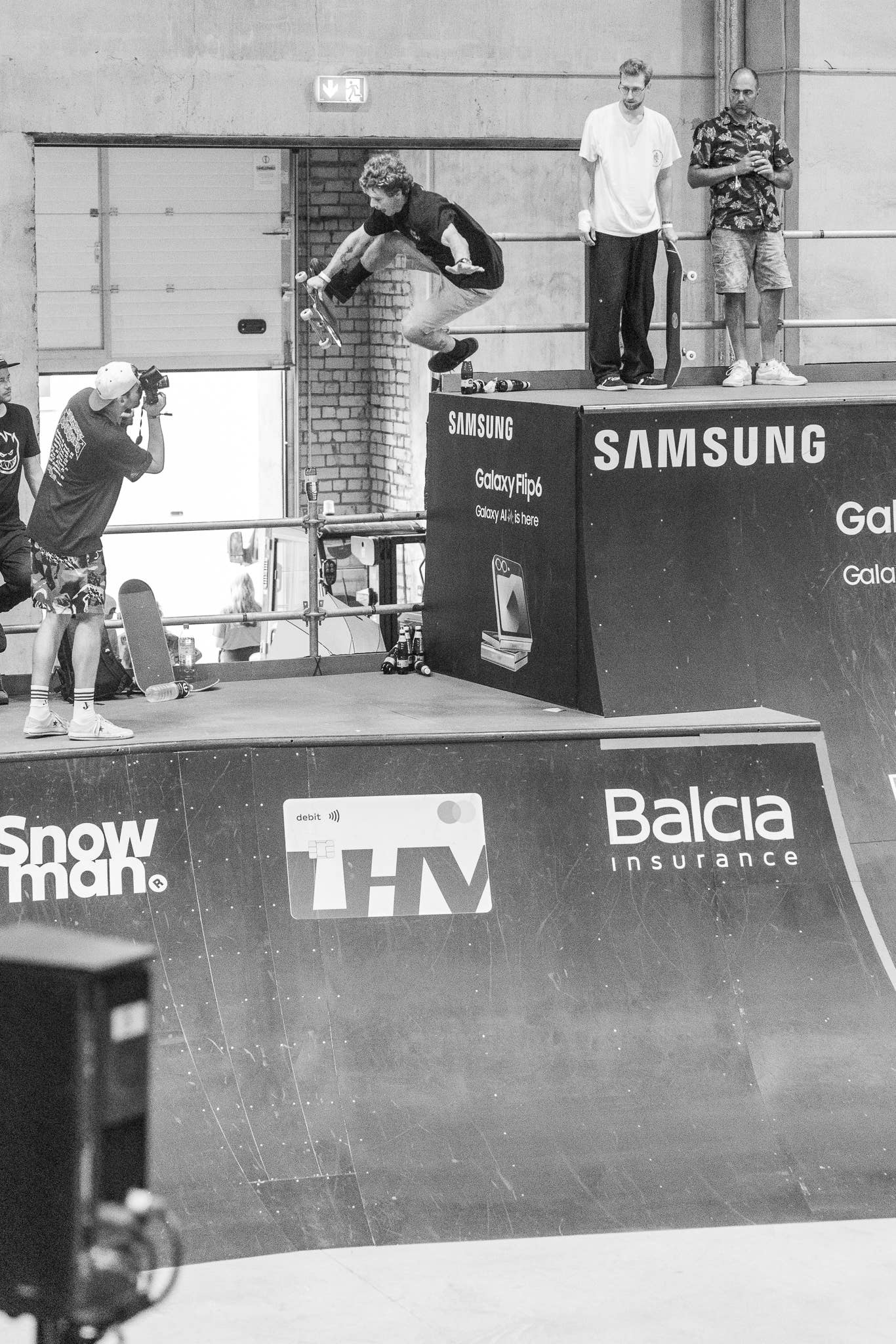 Day 1 at the world famous Simple Session contest in Europe - Skateboarding