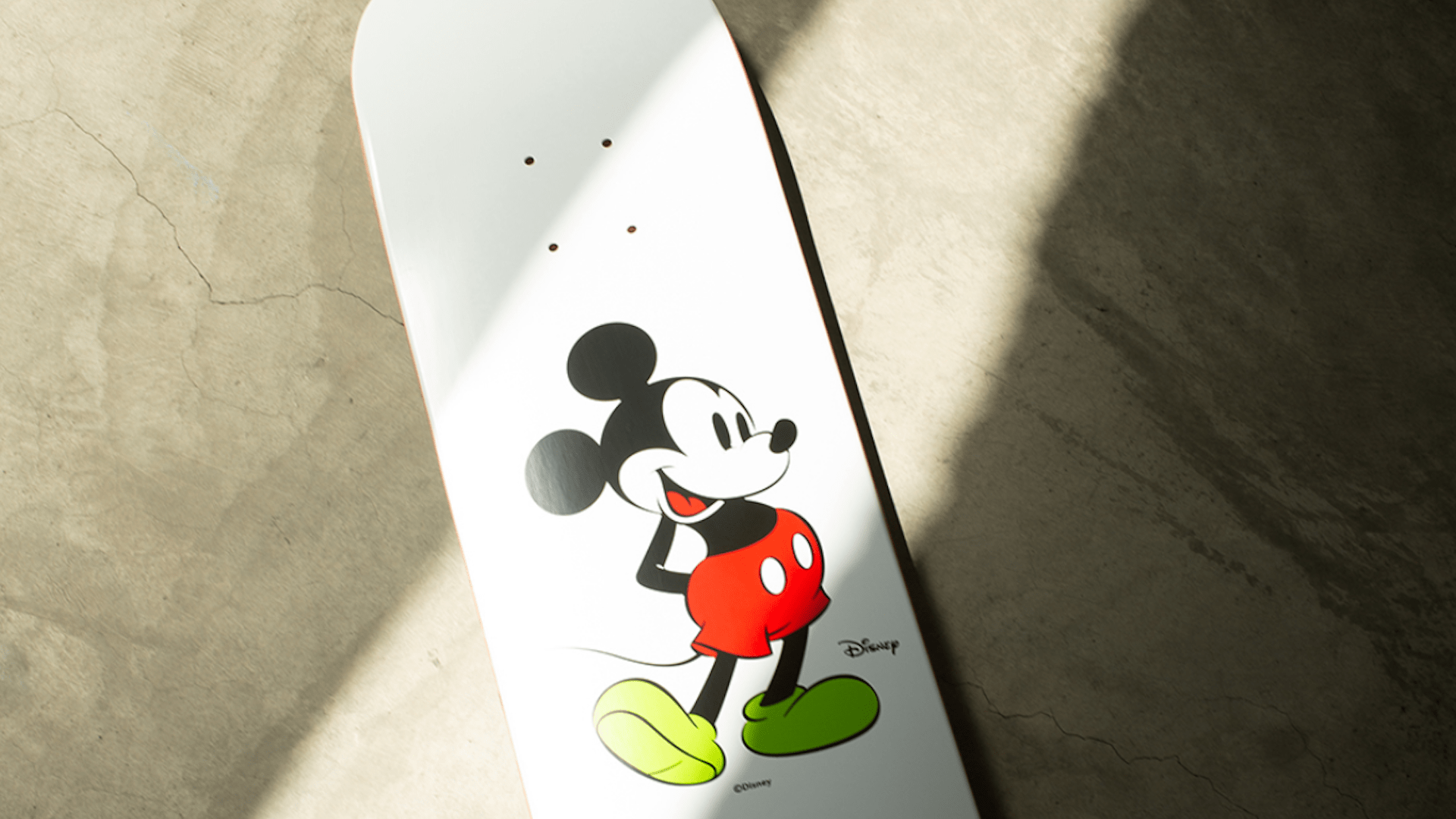 HUF ミッキーマウス スケートボードデッキ HUF ミッキーマウス スケートボードデッキ DISNEY | HUF MICKEY