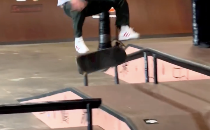 Vincent Milou Surprises Us With Unique Approach On Bump-To-Bar With This Combo