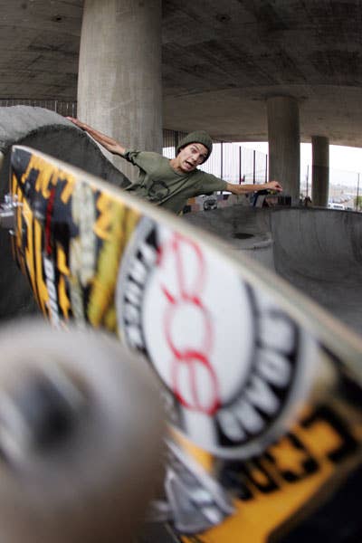 Tom_grom_break