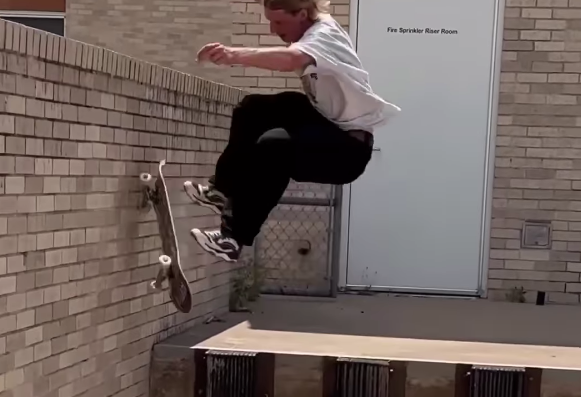 Kyle Stone Conquers Some Crusty Spots With A Unique Bag Of Tricks In This Creature Clip