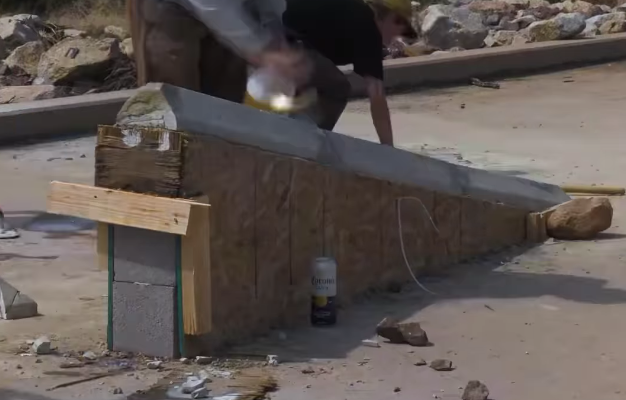 The Independent Crew Blazes Through The Arizona Desert And Builds Epic DIY Up-Ledge (Video)