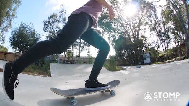 Amelia Brodka skating